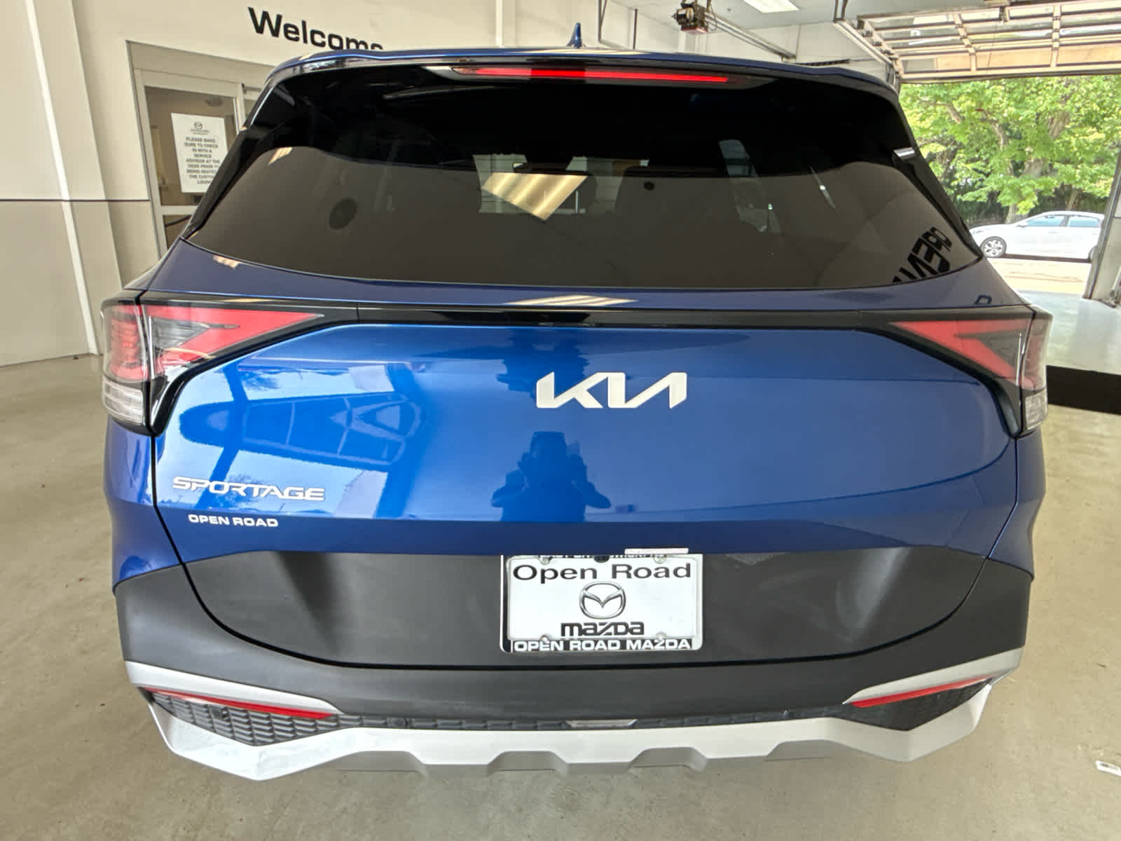 2023 Kia Sportage EX FWD