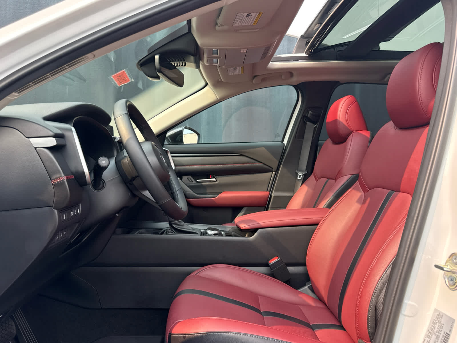 2026 Mazda Mazda CX-50 Hybrid Premium AWD