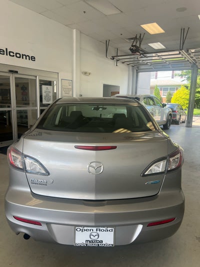 2013 Mazda MAZDA3 4dr Sdn Auto i Sport