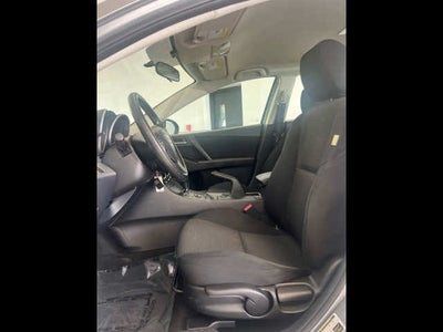 2013 Mazda MAZDA3 4dr Sdn Auto i Sport