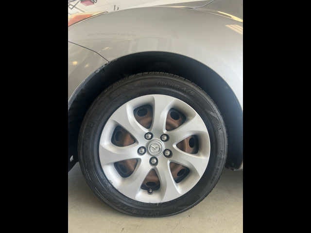 2013 Mazda MAZDA3 4dr Sdn Auto i Sport