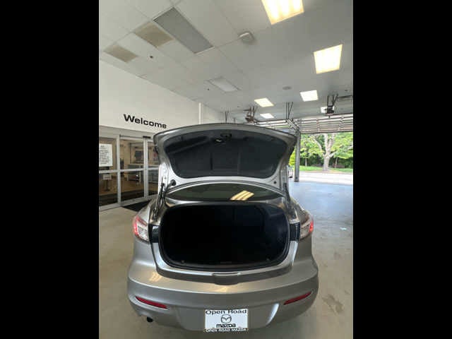 2013 Mazda MAZDA3 4dr Sdn Auto i Sport