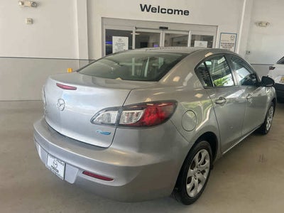 2013 Mazda MAZDA3 4dr Sdn Auto i Sport