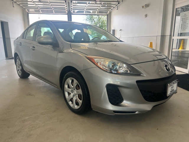 2013 Mazda MAZDA3 4dr Sdn Auto i Sport