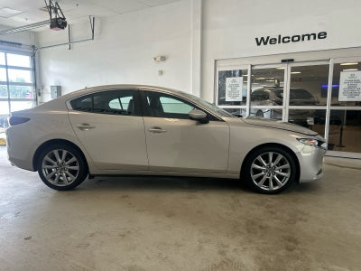2022 Mazda MAZDA3 Select FWD