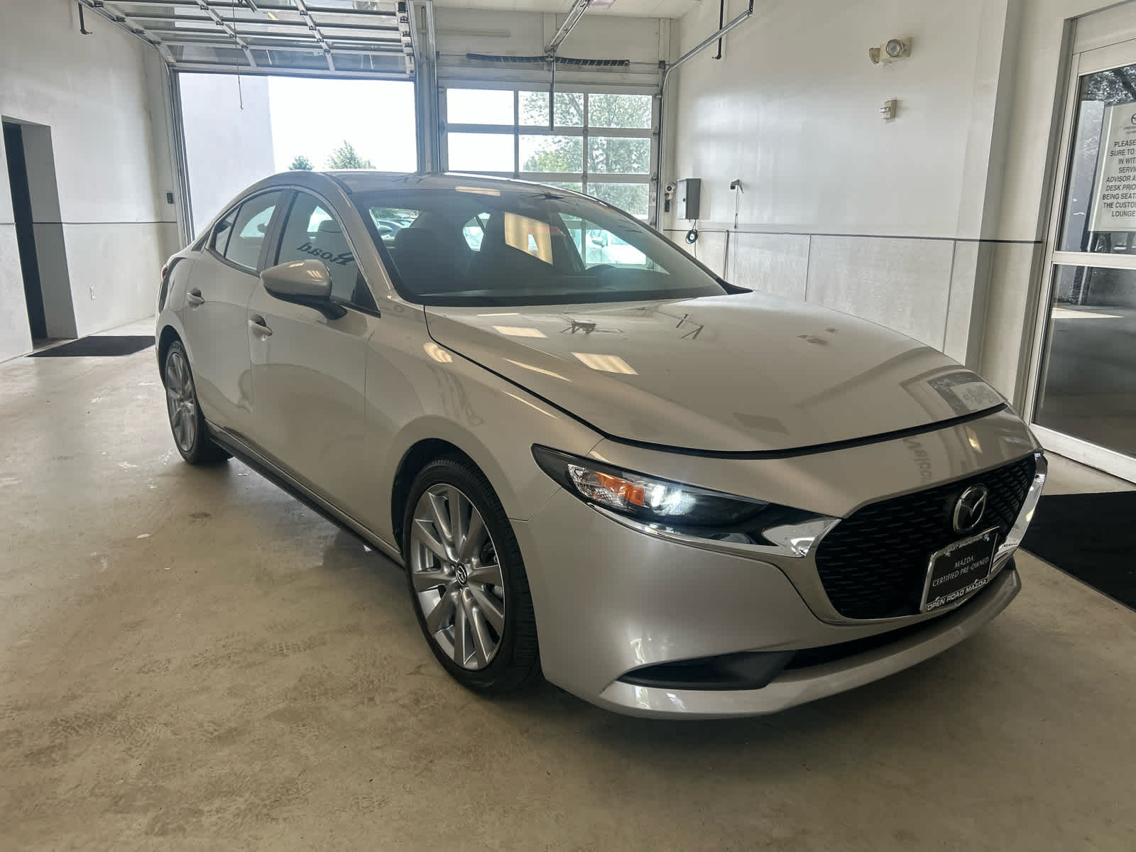 2022 Mazda MAZDA3 Select FWD