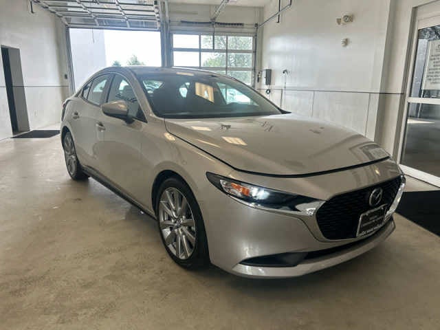 2022 Mazda MAZDA3 Select FWD