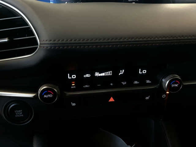 2026 Mazda MAZDA3 2.5 S Preferred FWD
