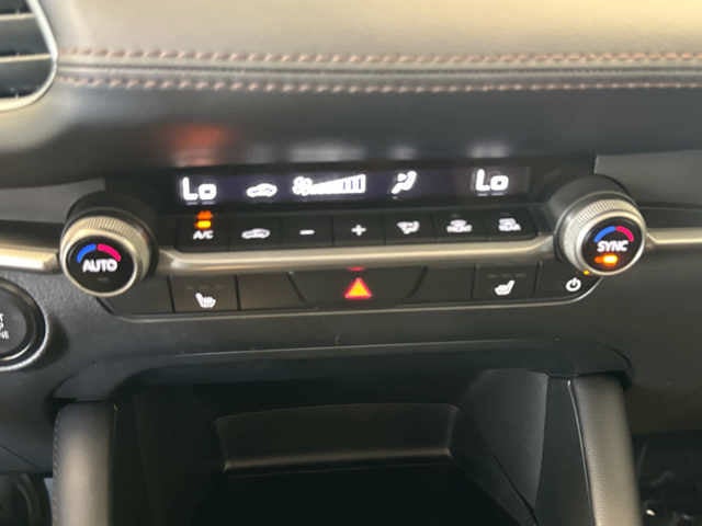 2026 Mazda MAZDA3 2.5 S Preferred FWD