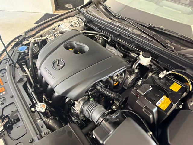 2026 Mazda MAZDA3 2.5 S Preferred FWD