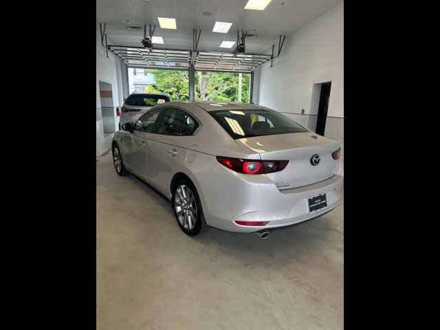 2026 Mazda MAZDA3 2.5 S Preferred FWD