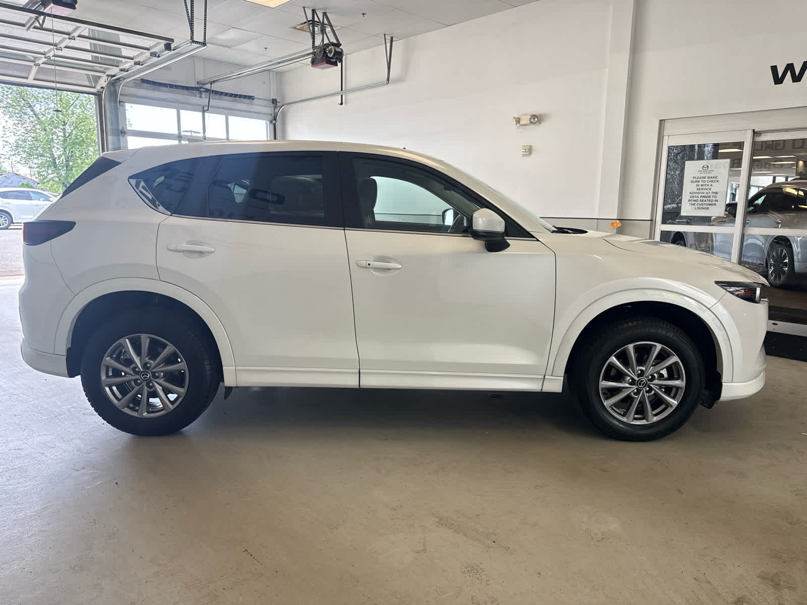 2024 Mazda Mazda CX-5 2.5 S Preferred Package AWD