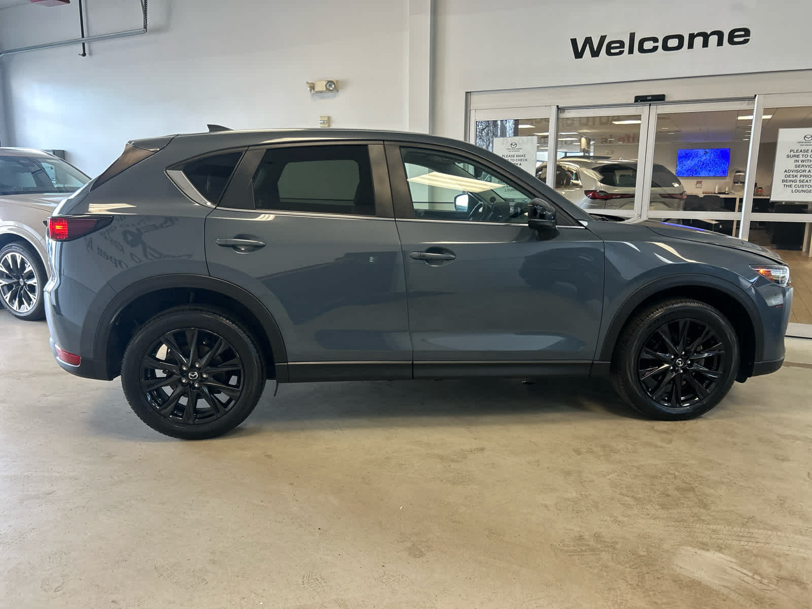 2021 Mazda Mazda CX-5 Carbon Edition AWD