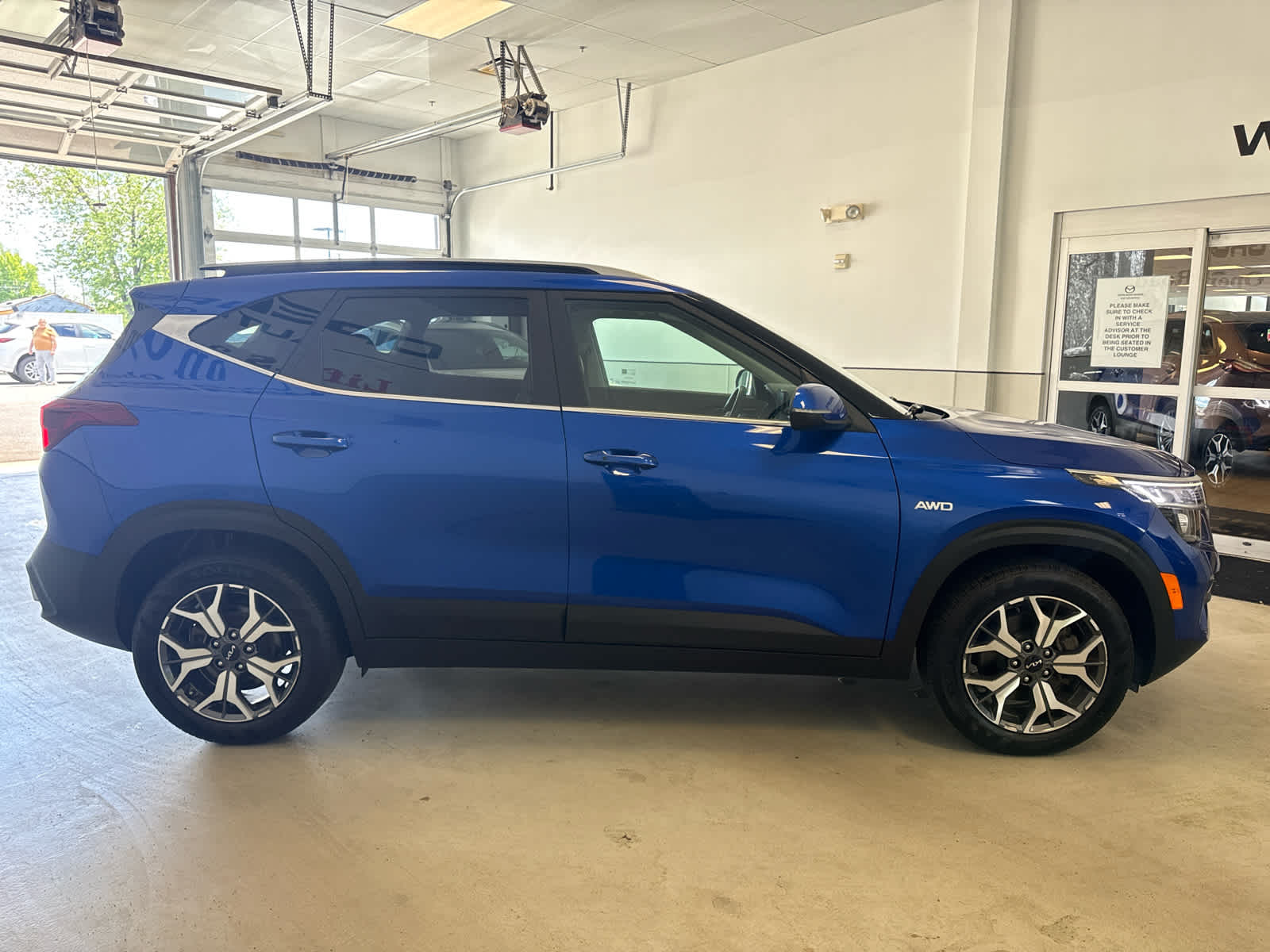 2023 Kia Seltos EX IVT AWD