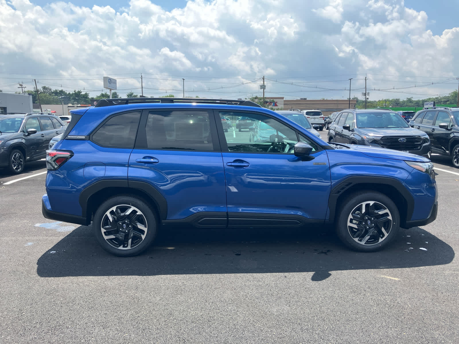 2026 Subaru FORESTER Premium Hybrid