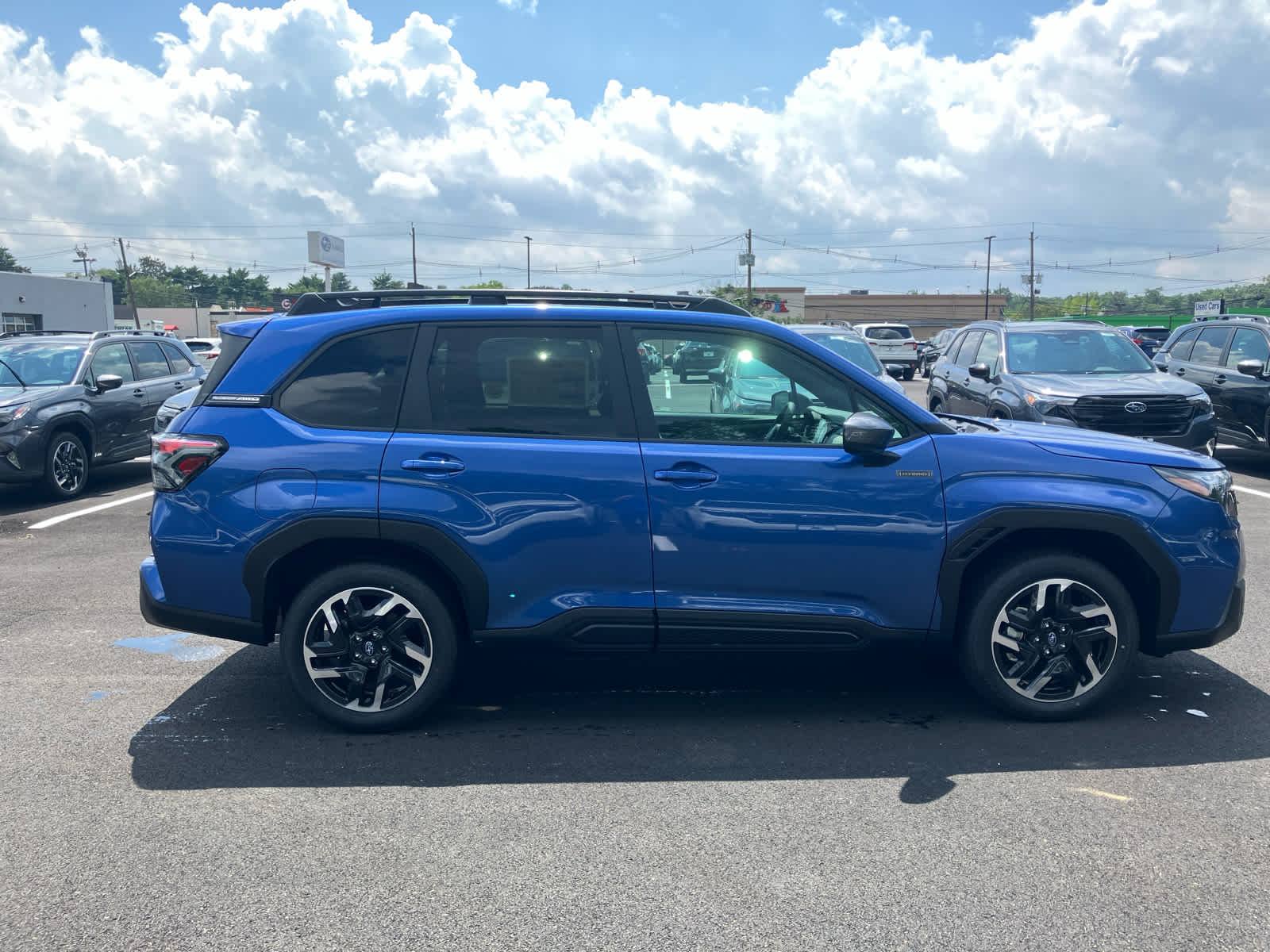 2026 Subaru FORESTER Premium Hybrid