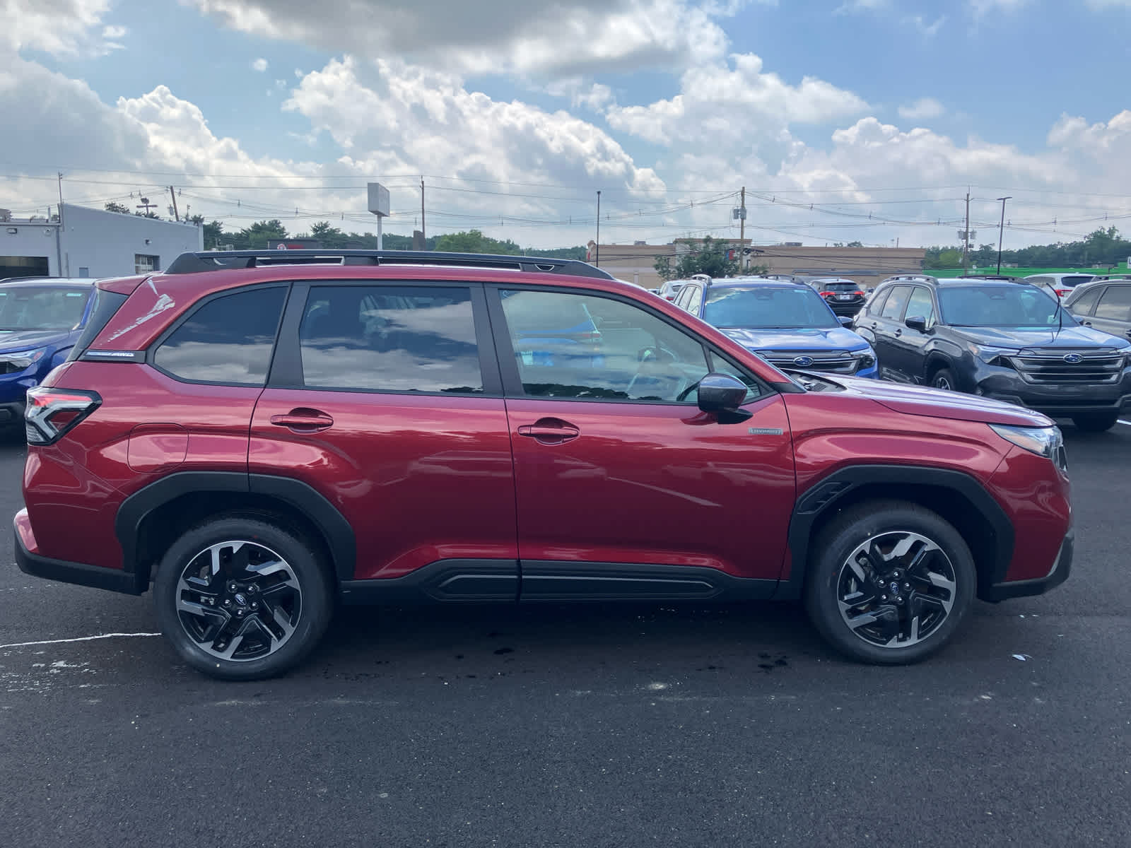 2026 Subaru FORESTER Premium Hybrid