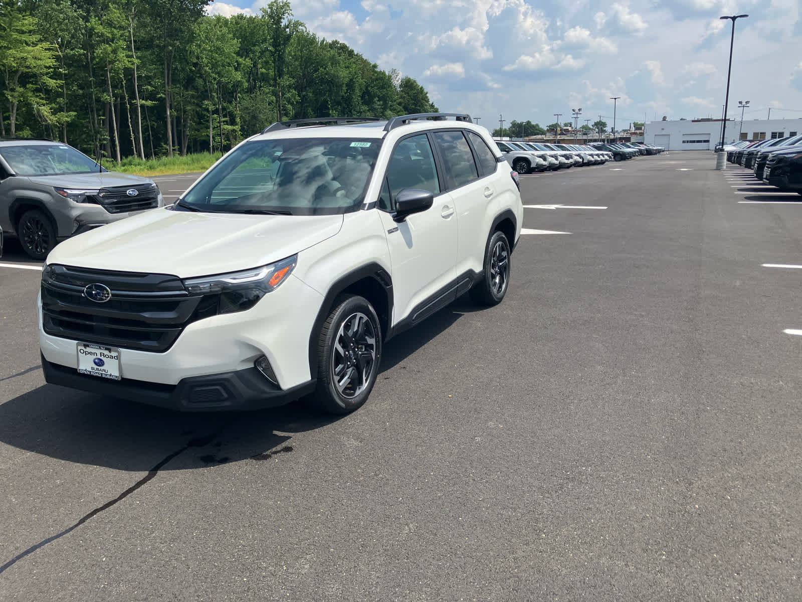 2026 Subaru FORESTER Premium Hybrid