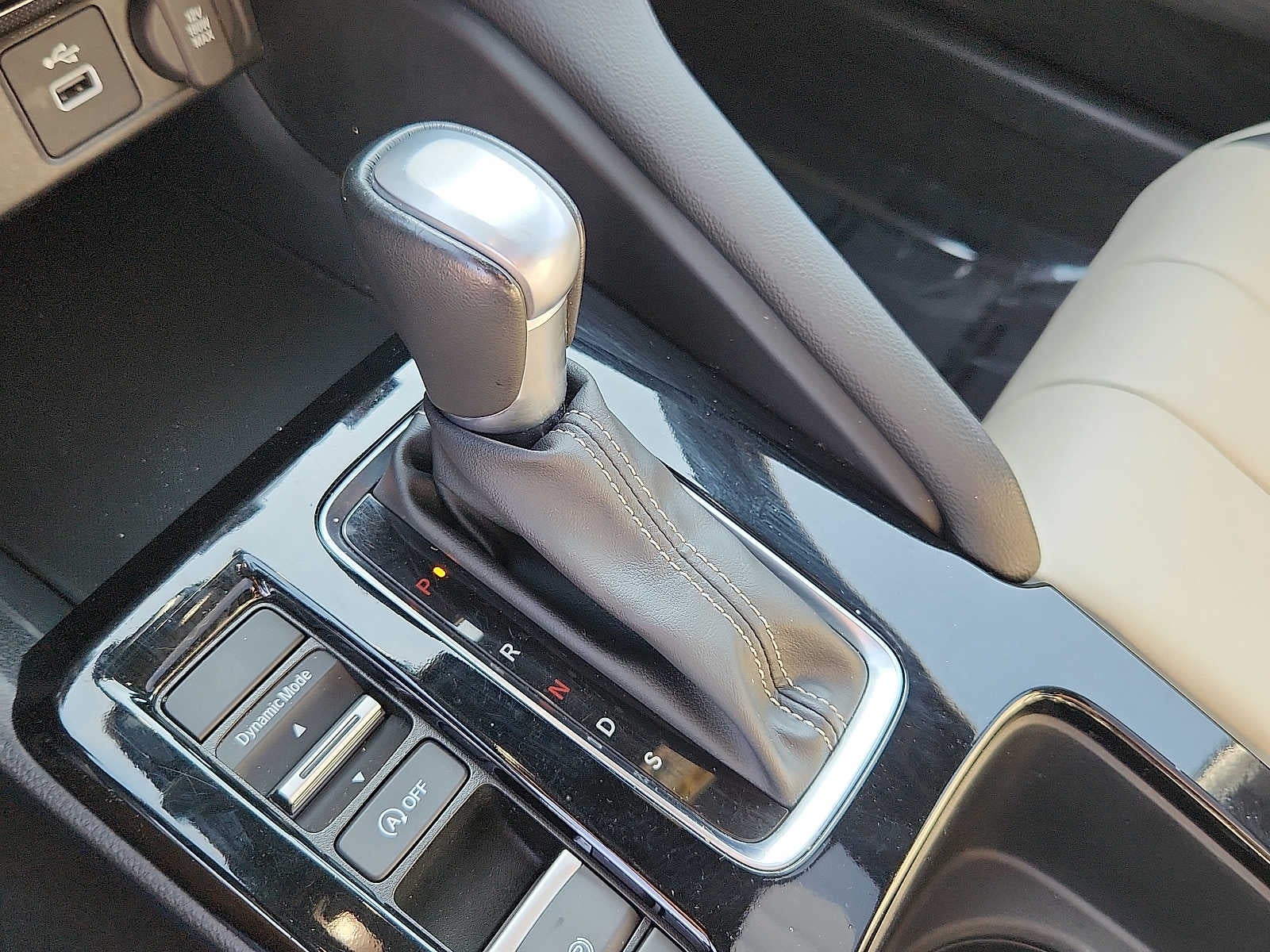 2023 Acura Integra w/A-Spec Package