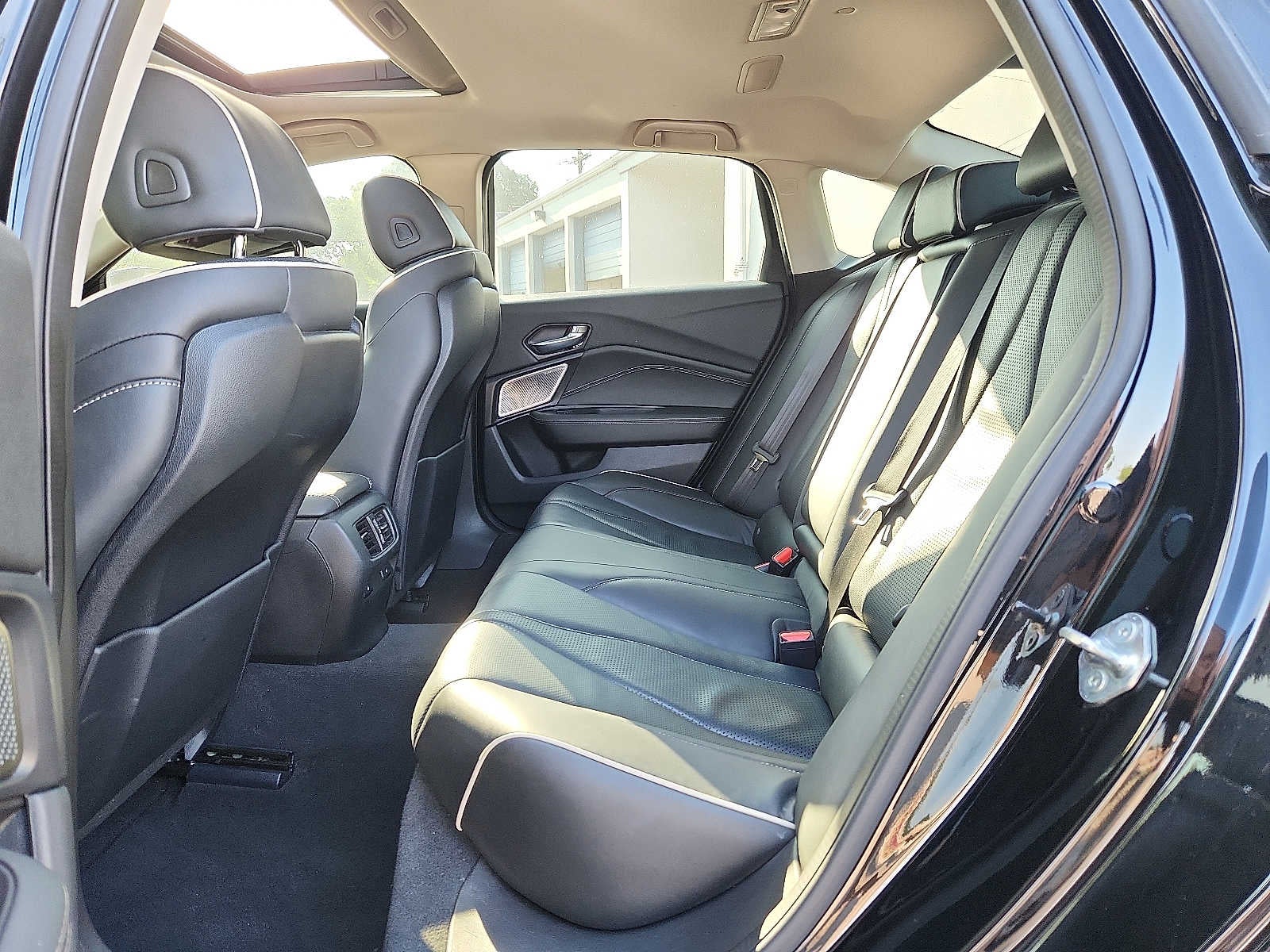 2023 Acura TLX w/Advance Package