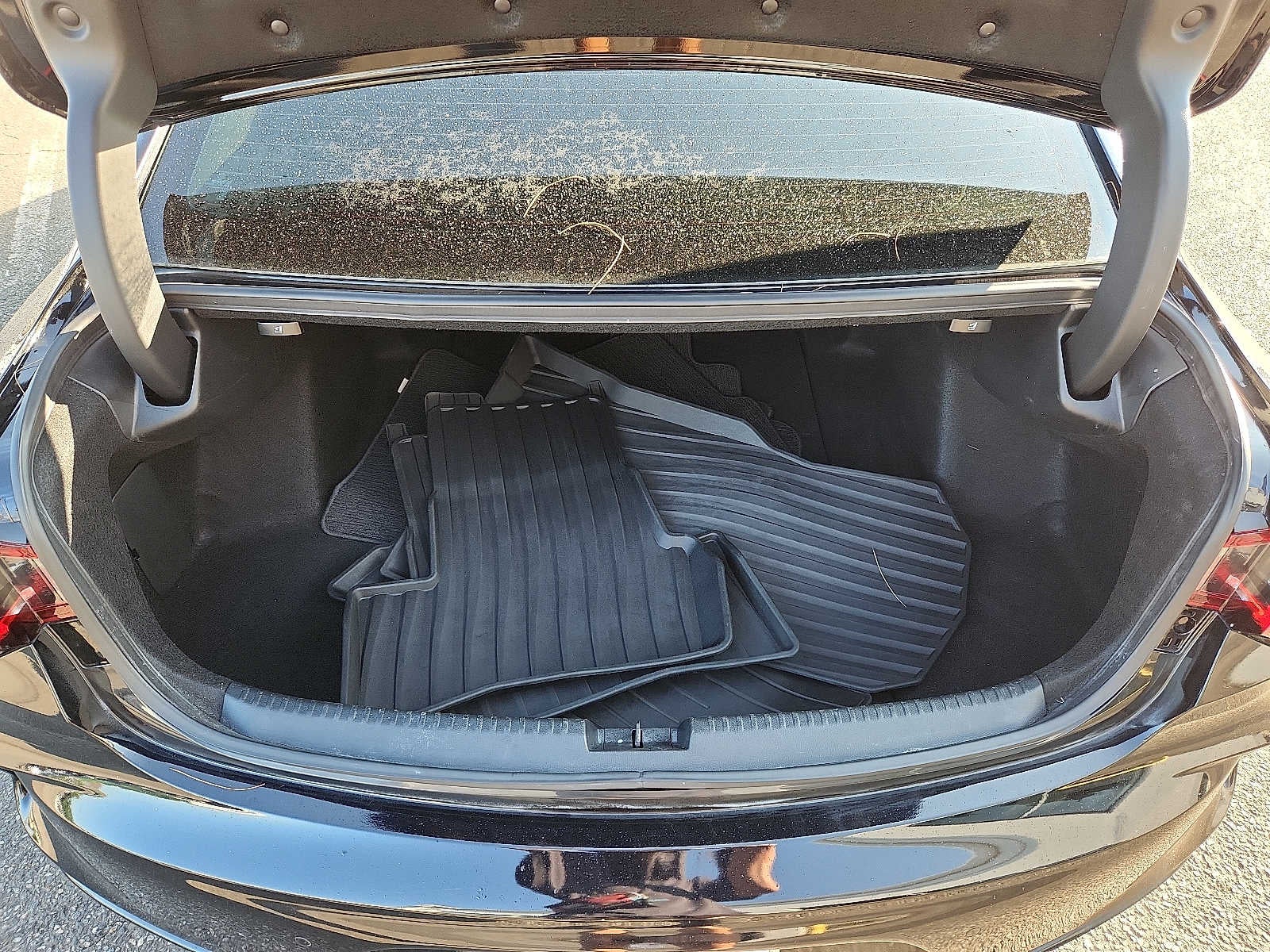2023 Acura TLX w/Advance Package
