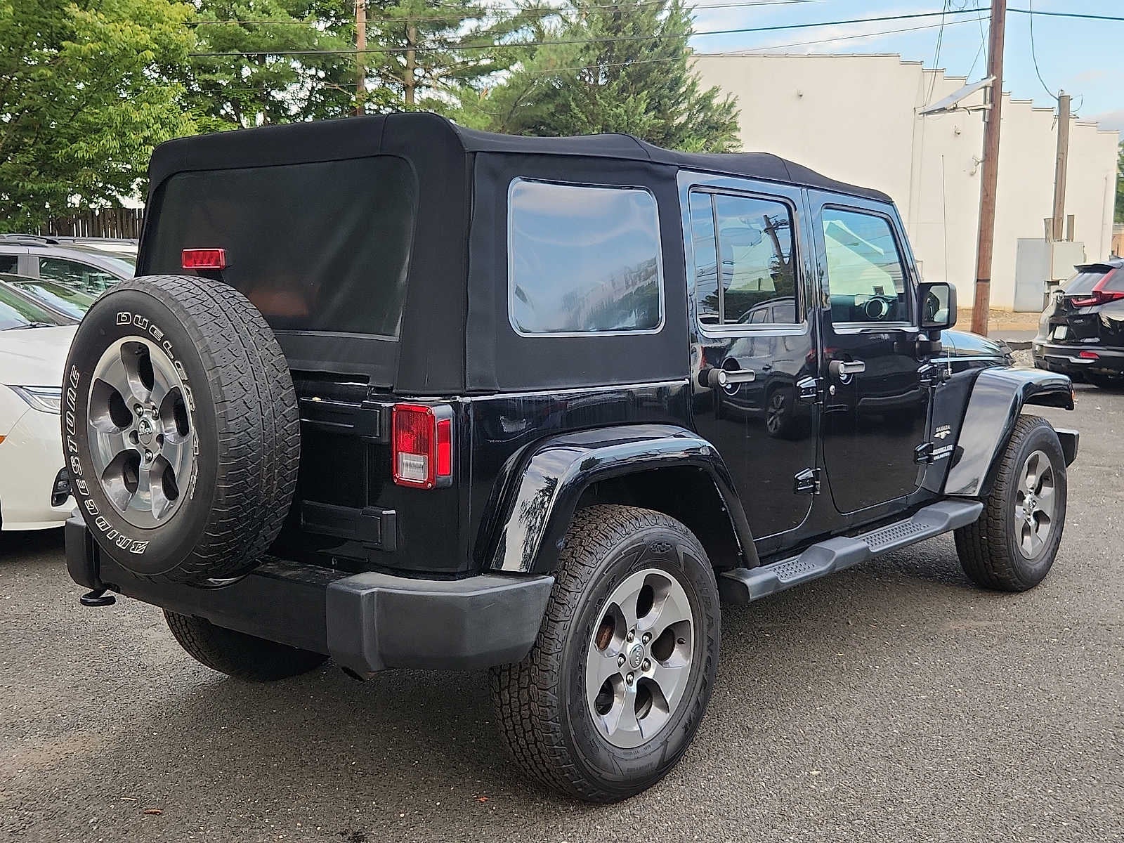 2016 Jeep Wrangler Unlimited Sahara