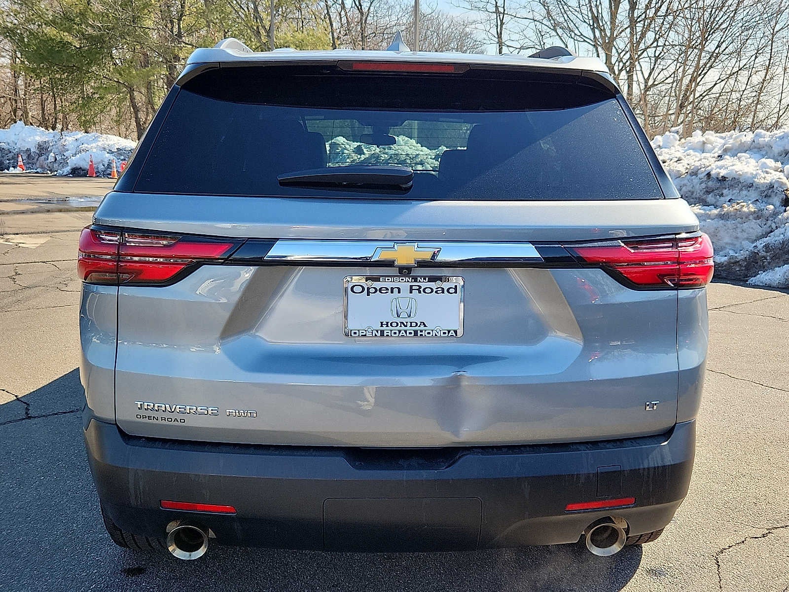 2023 Chevrolet Traverse LT Leather