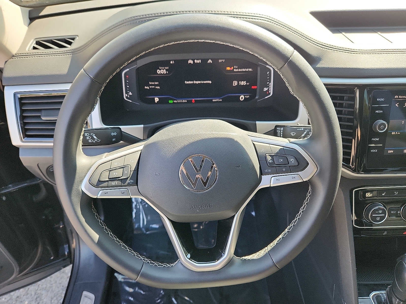 2023 Volkswagen Atlas 3.6L V6 SE w/Technology