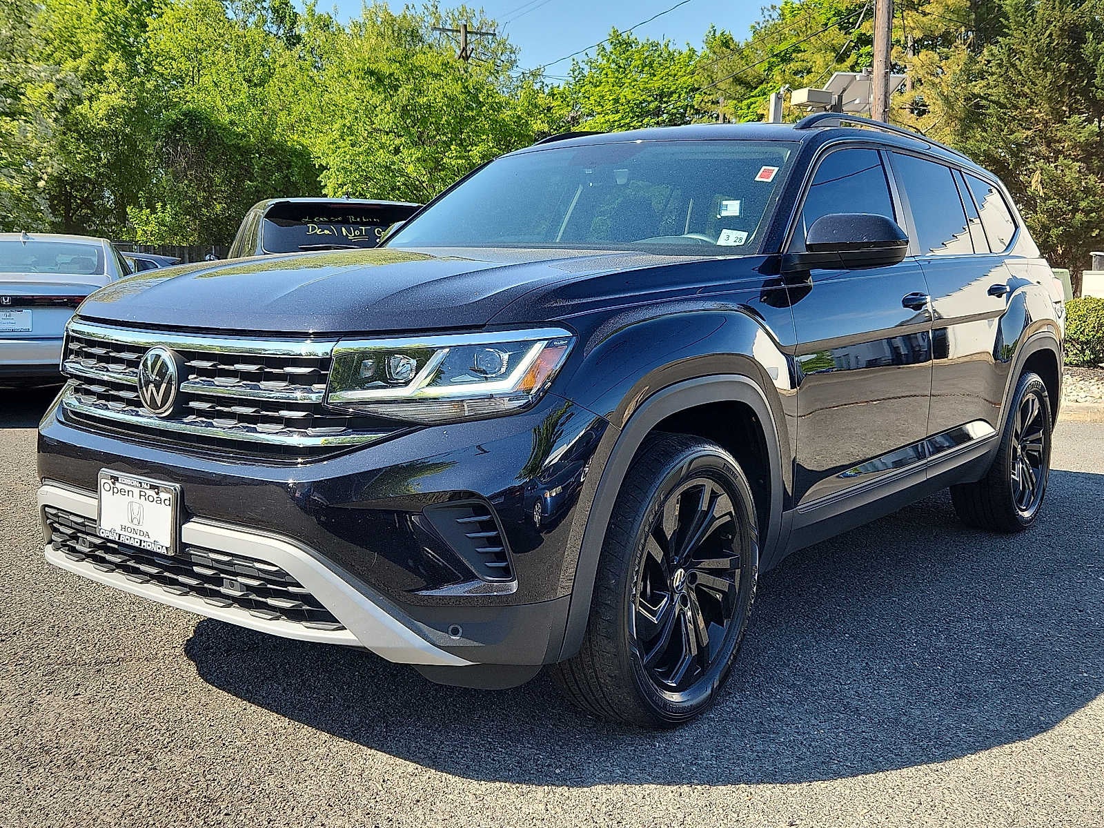 2023 Volkswagen Atlas 3.6L V6 SE w/Technology