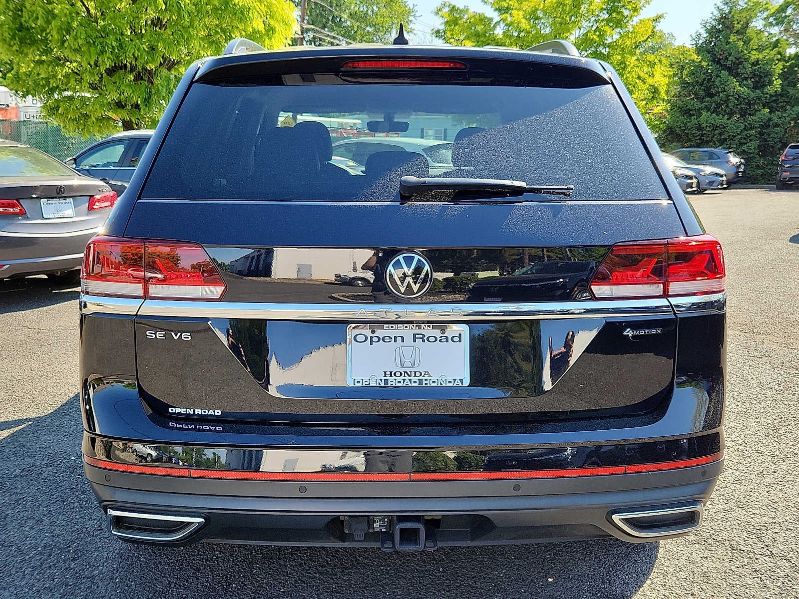2023 Volkswagen Atlas 3.6L V6 SE w/Technology