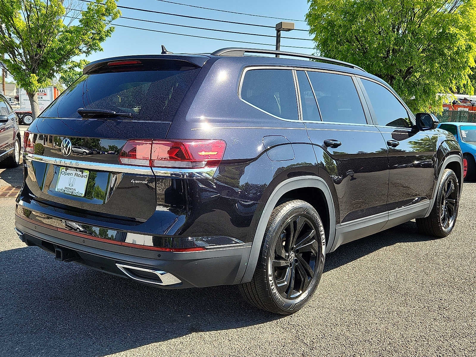 2023 Volkswagen Atlas 3.6L V6 SE w/Technology