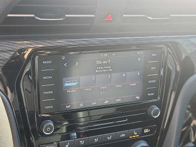 2021 Volkswagen Passat 2.0T R-Line