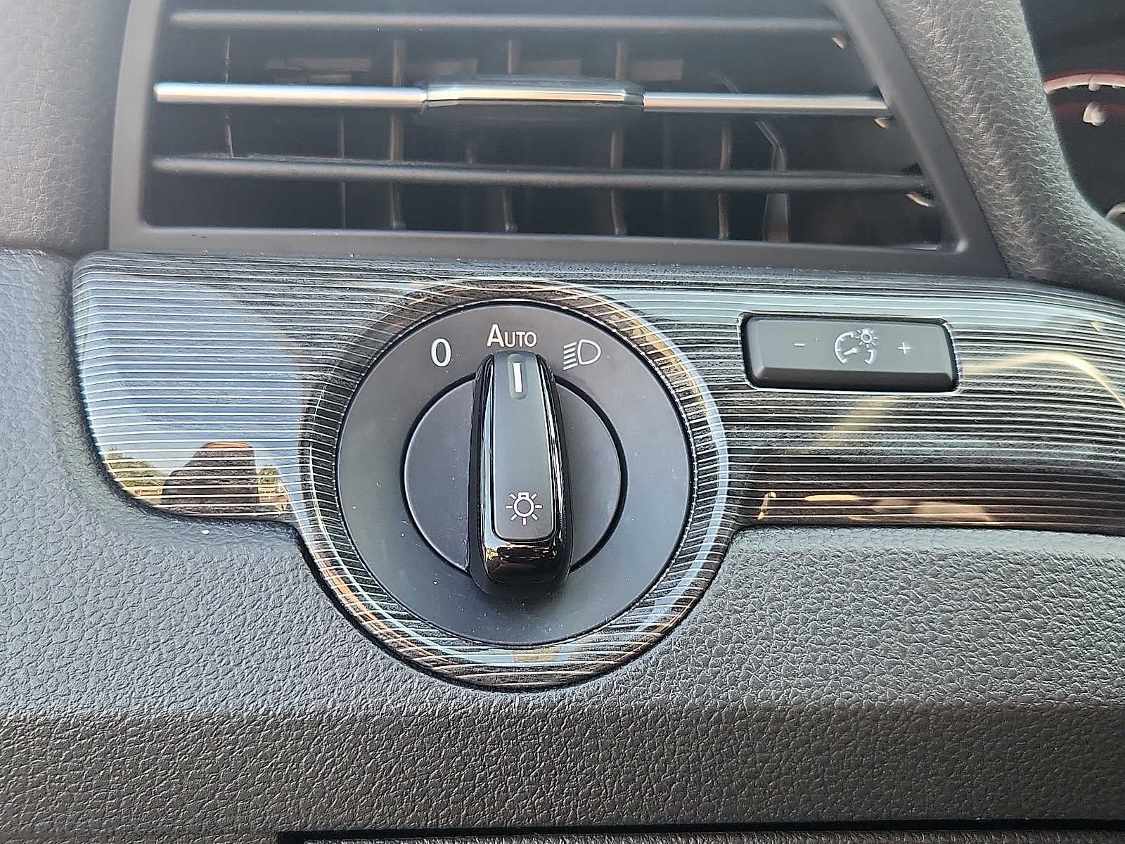 2021 Volkswagen Passat 2.0T R-Line
