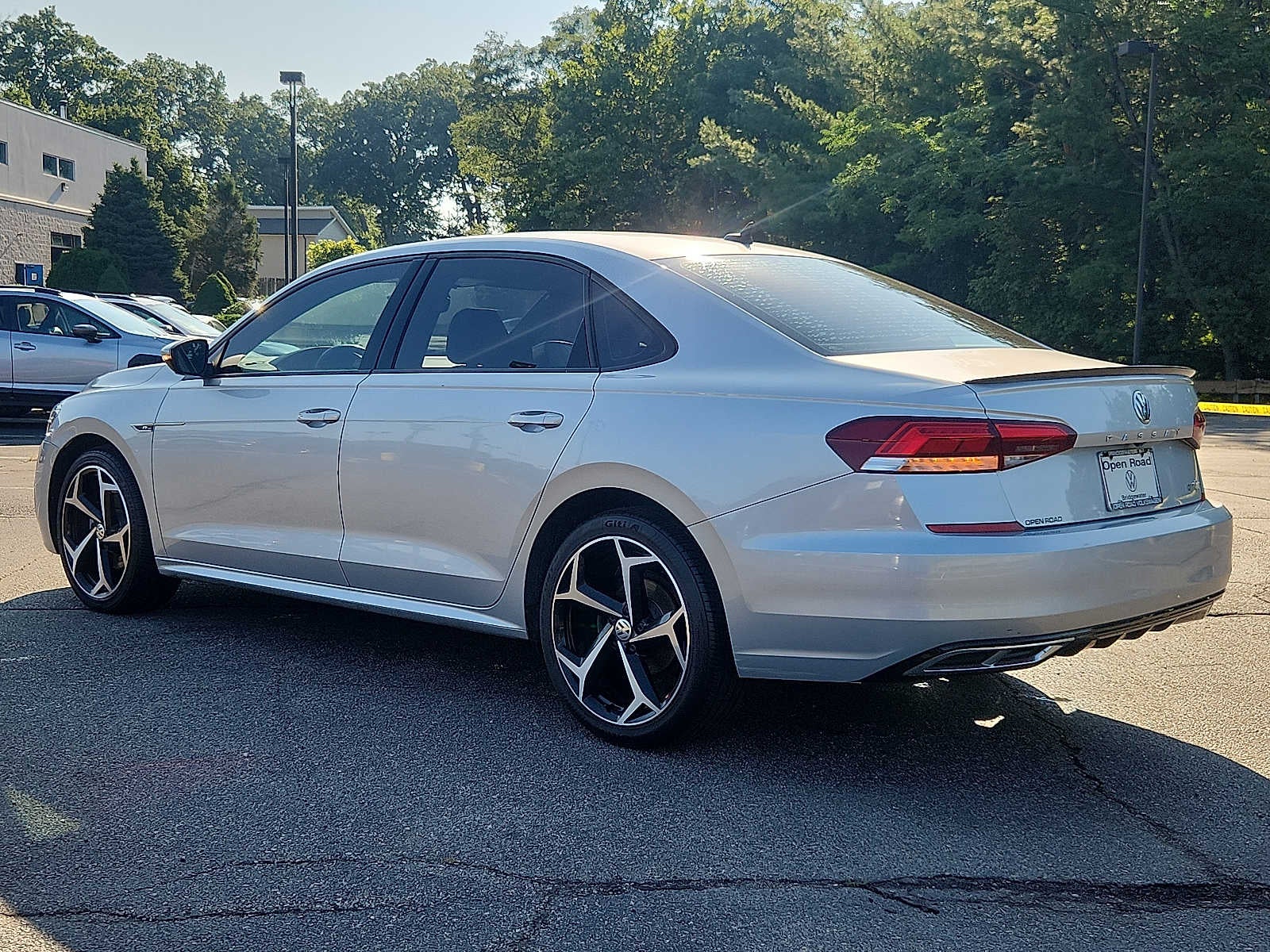 2021 Volkswagen Passat 2.0T R-Line
