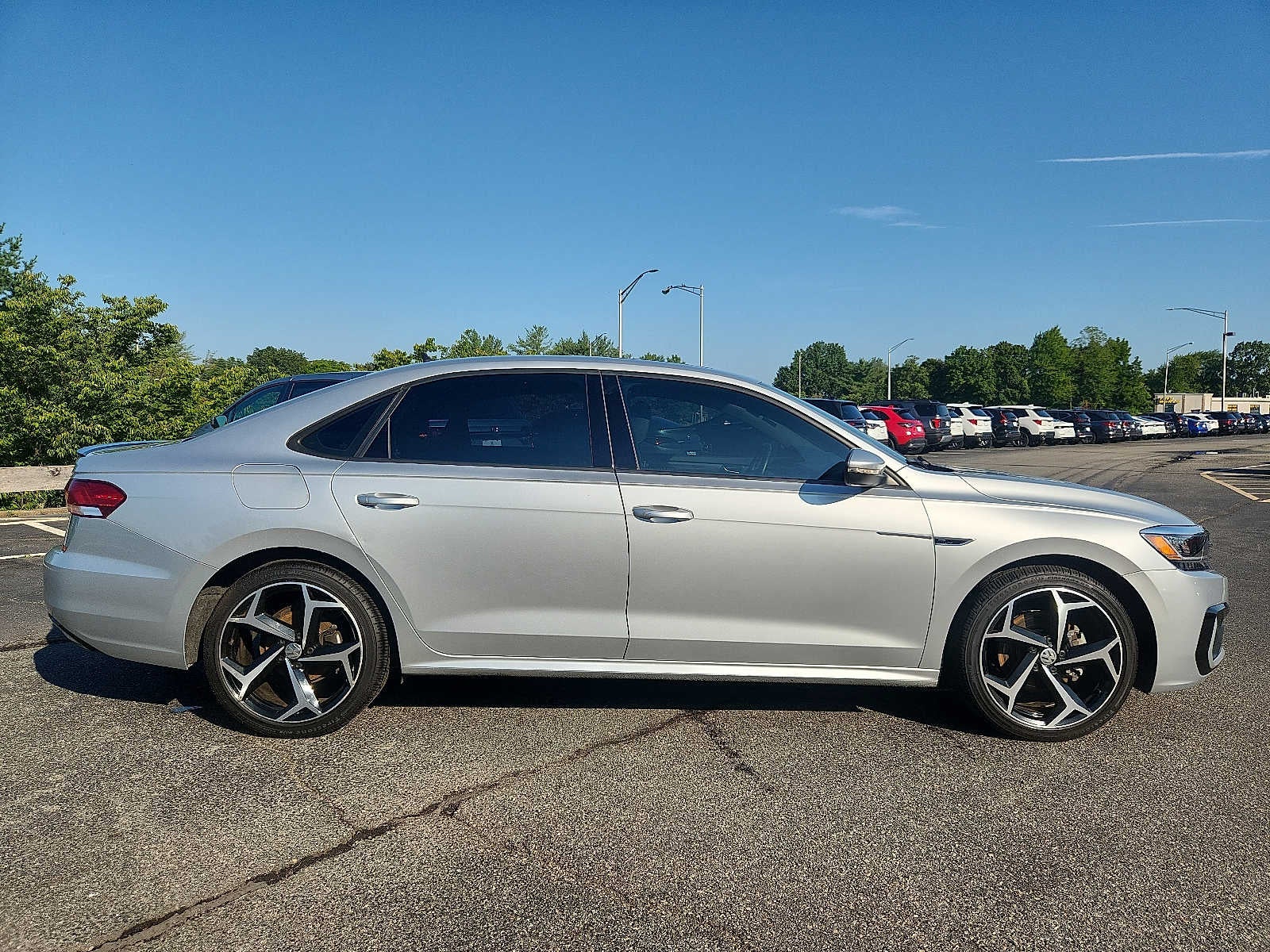 2021 Volkswagen Passat 2.0T R-Line