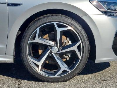 2021 Volkswagen Passat 2.0T R-Line