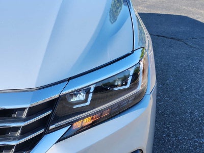 2021 Volkswagen Passat 2.0T R-Line