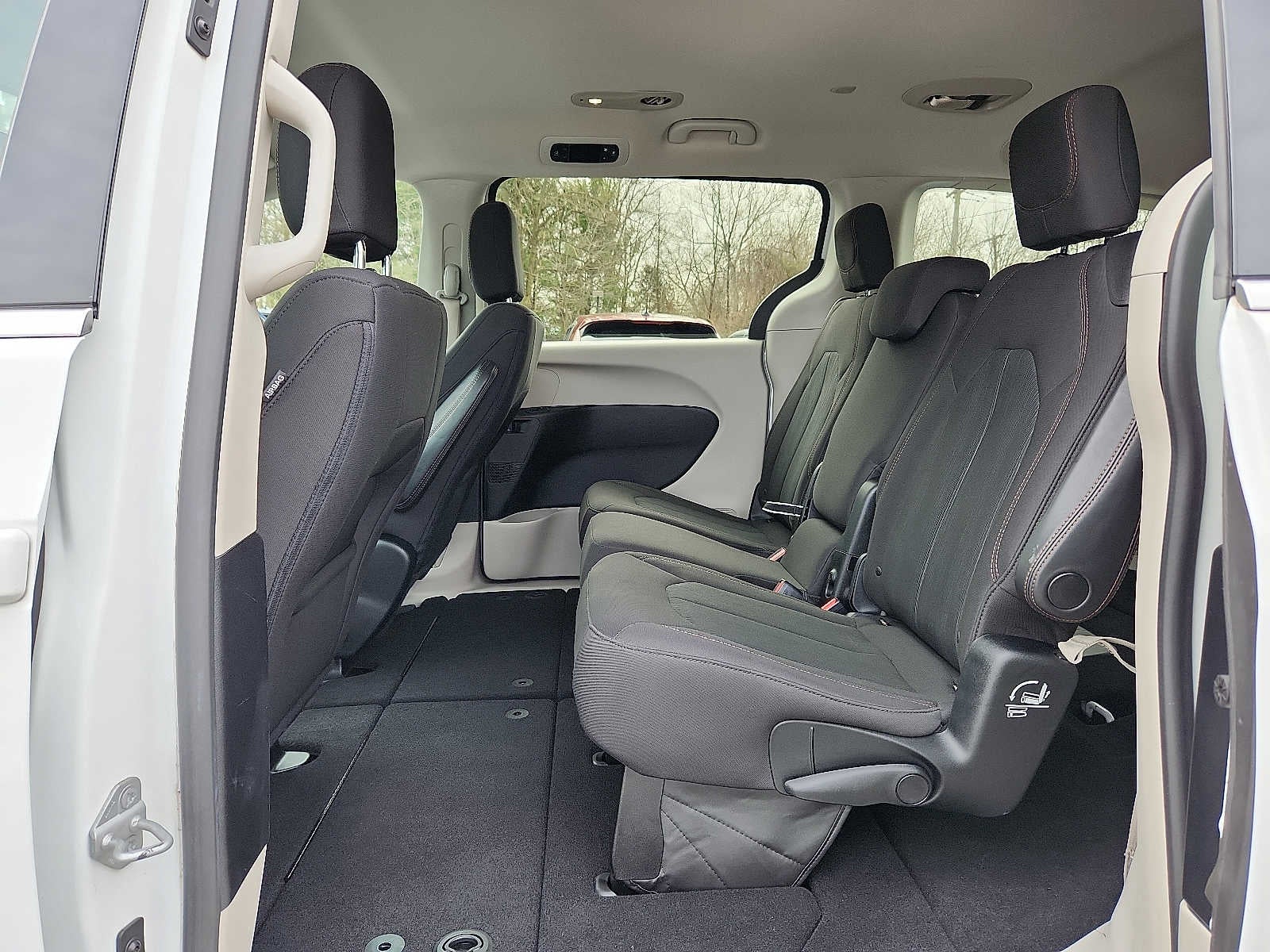 2017 Chrysler Pacifica LX