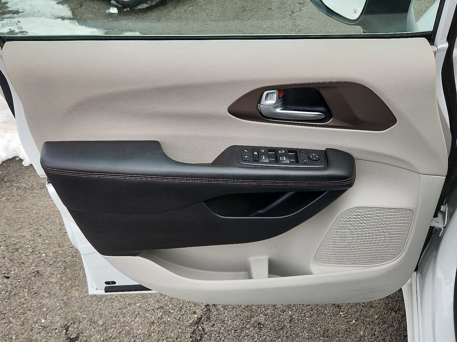 2017 Chrysler Pacifica LX