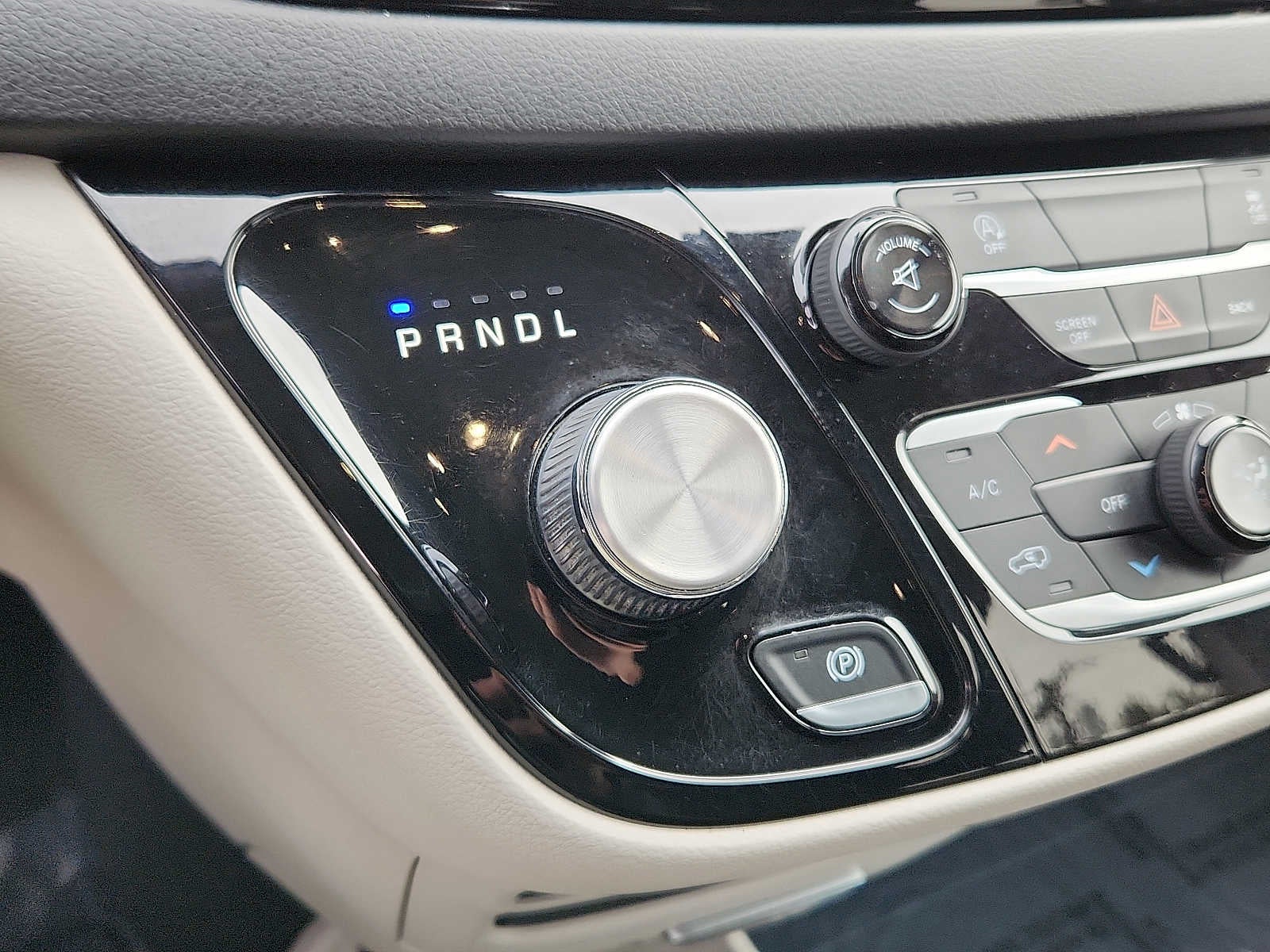 2017 Chrysler Pacifica LX