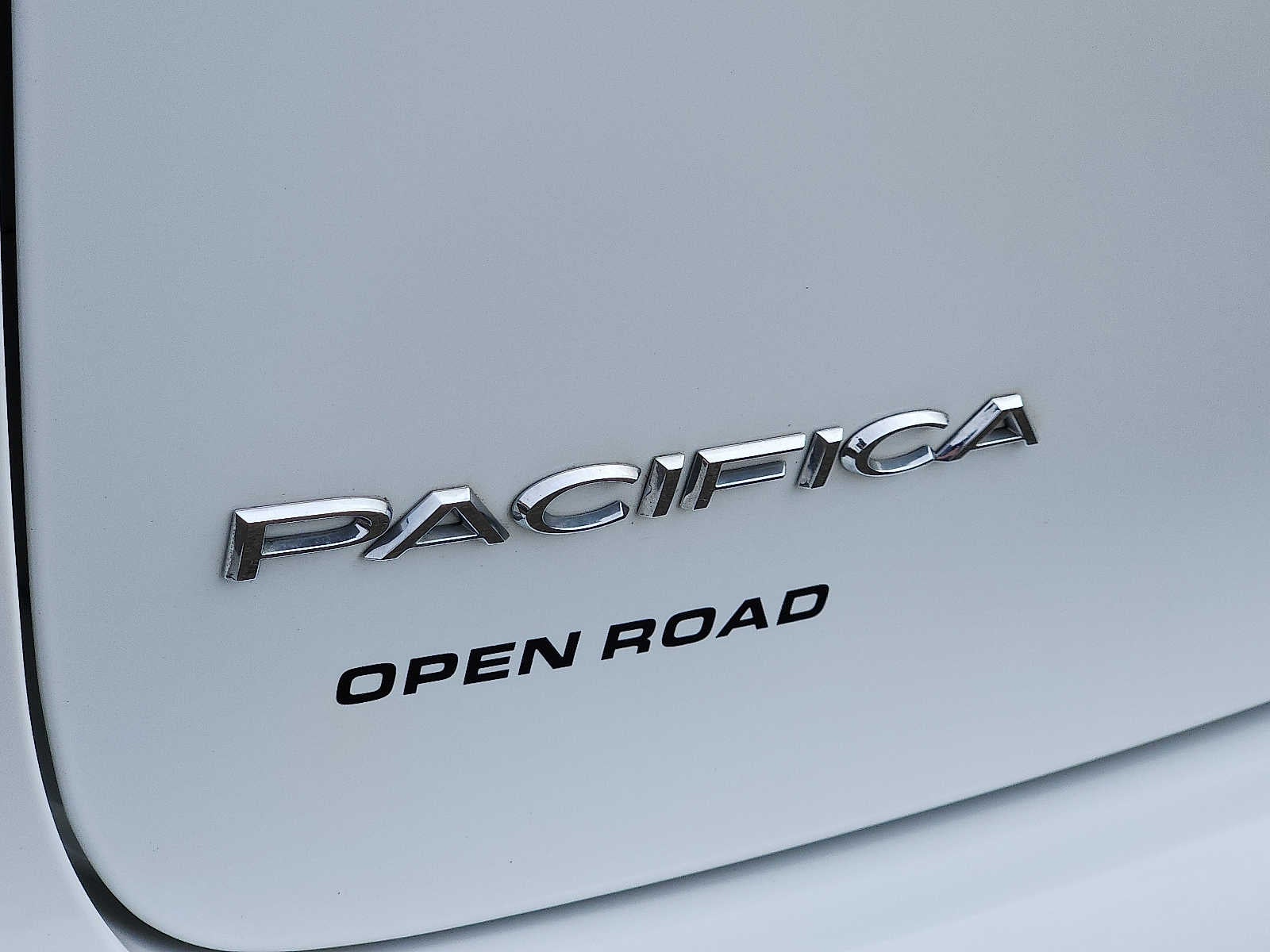 2017 Chrysler Pacifica LX