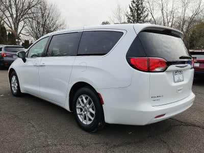 2017 Chrysler Pacifica LX