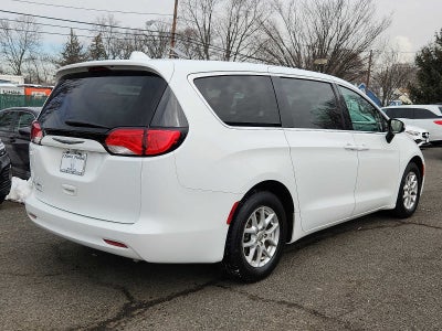 2017 Chrysler Pacifica LX