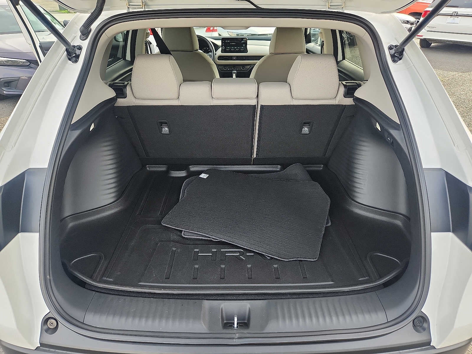 2026 Honda HR-V LX