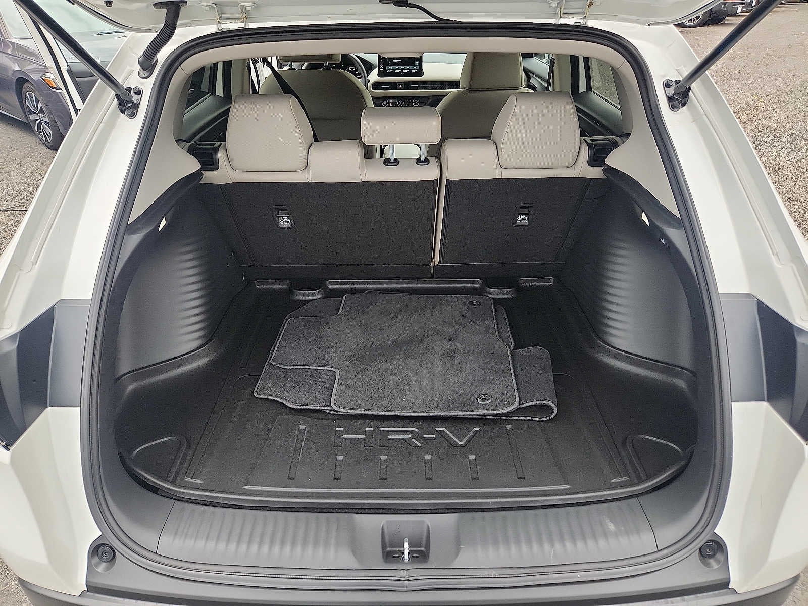 2026 Honda HR-V LX