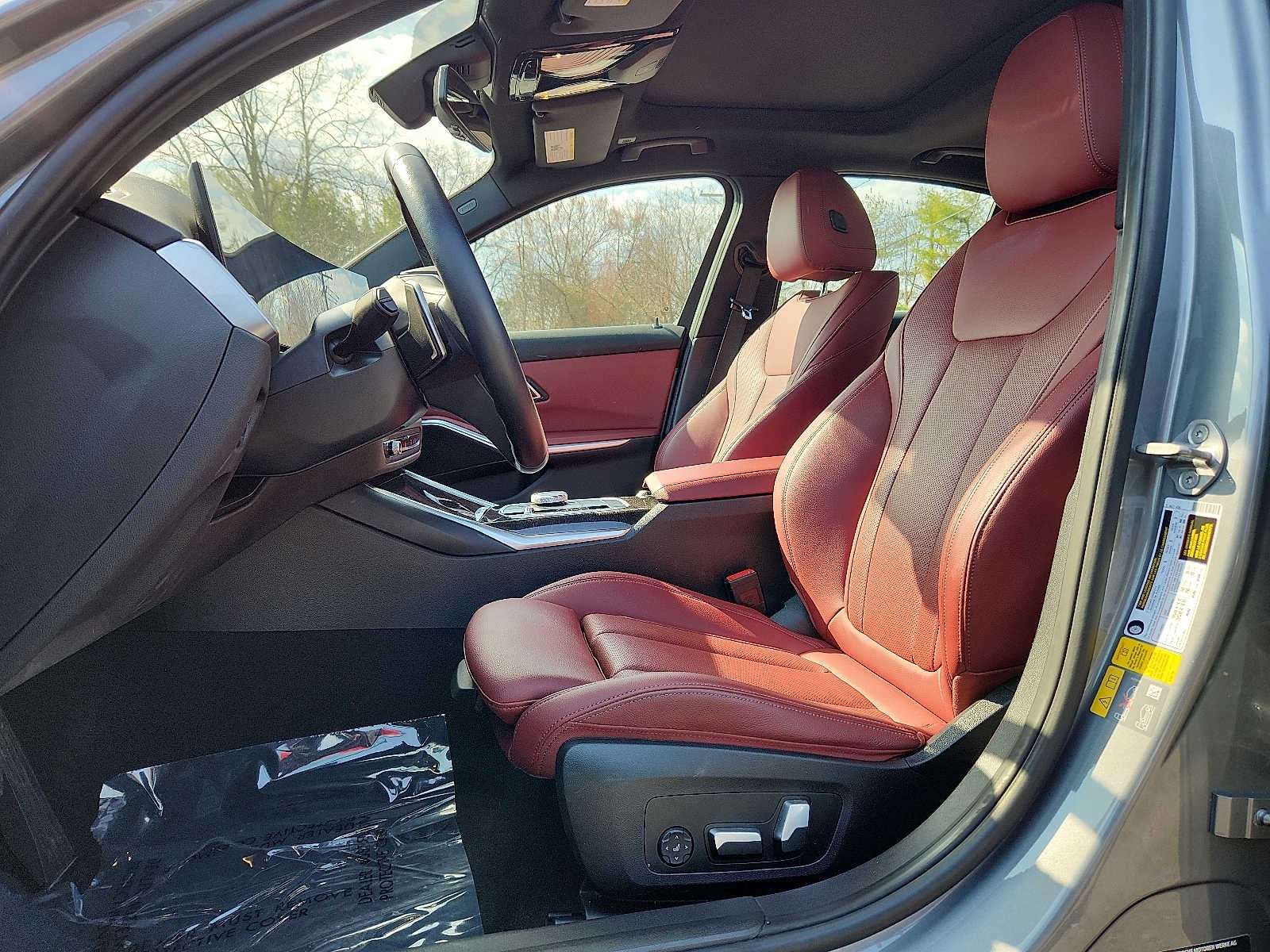 2023 BMW 330e xDrive 330e xDrive