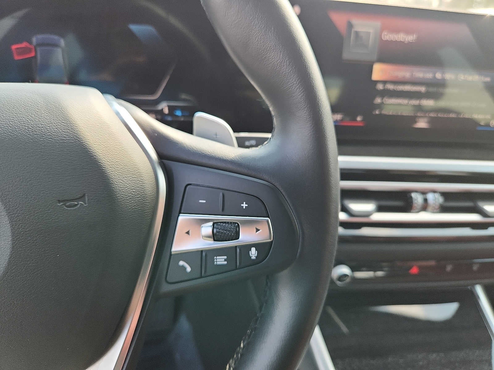 2023 BMW 330e xDrive 330e xDrive