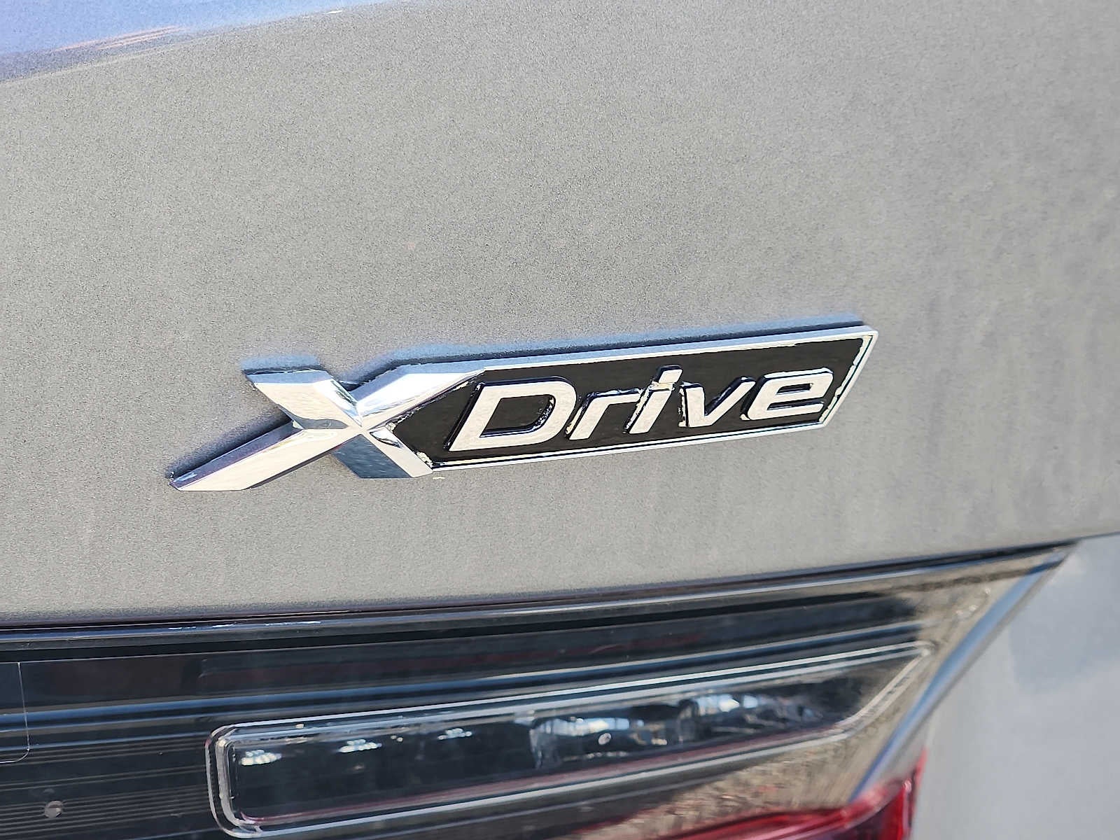 2023 BMW 330e xDrive 330e xDrive