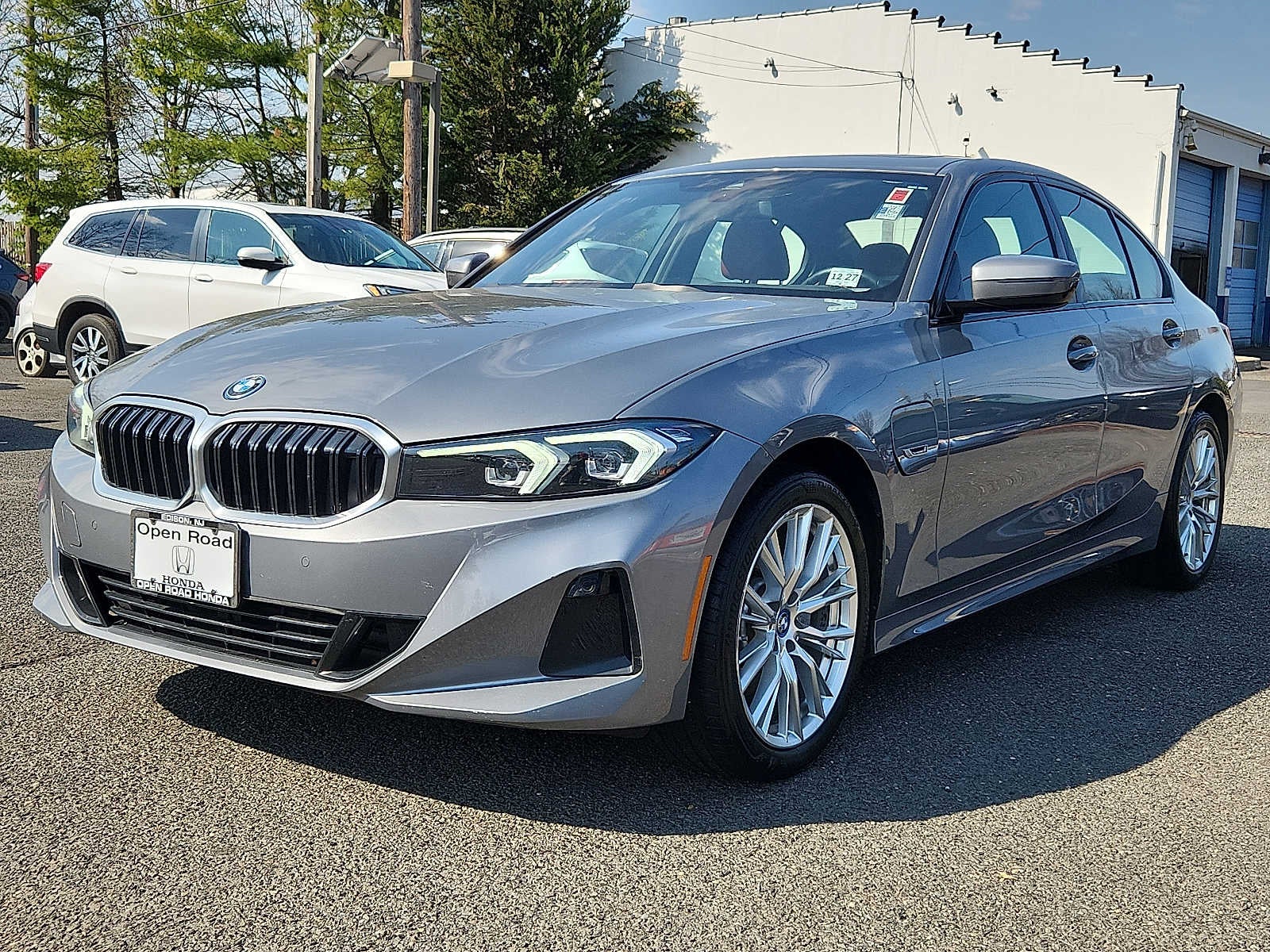 2023 BMW 330e xDrive 330e xDrive