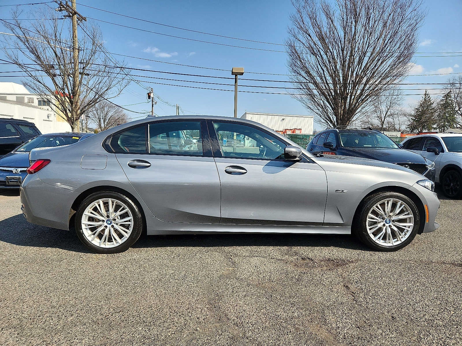 2023 BMW 330e xDrive 330e xDrive